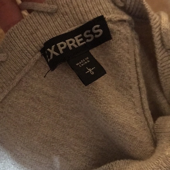 Sweater - Picture 2 of 4